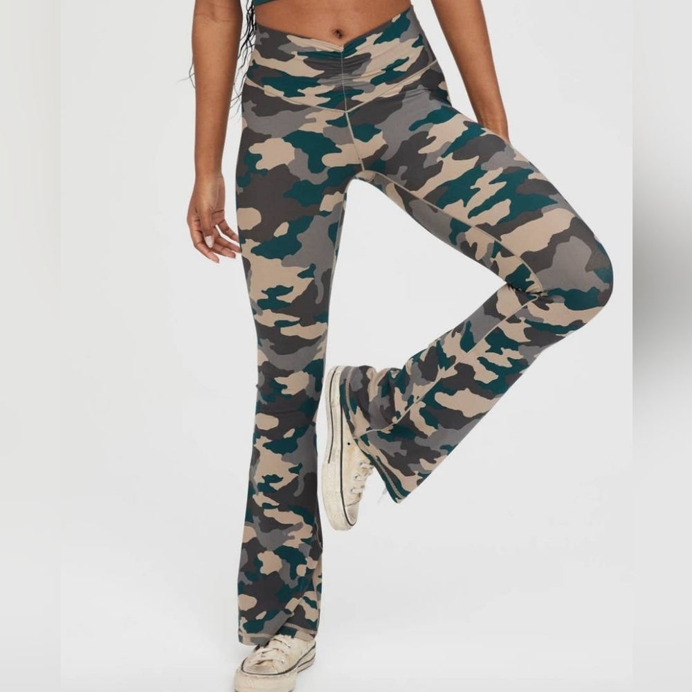 Aerie OFFLINE Real Me Flares